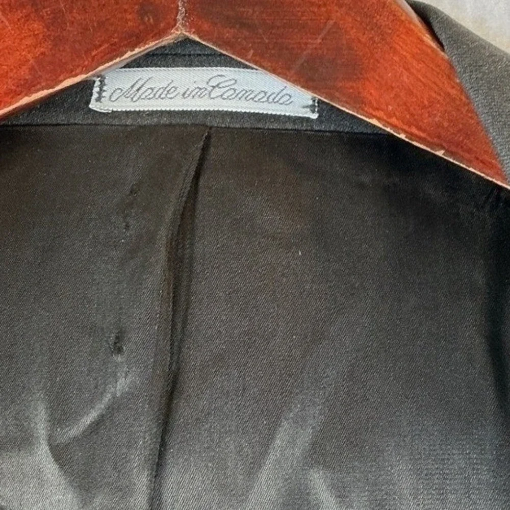 Bachrach three button